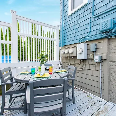 Condo With Wading Pool Dog Welcome Provincetown Exterior photo
